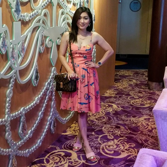 Meet your Posher, Jazzmin - POSH AMBASSADOR! - Picture 5 of 7